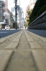 日本の歩道, 道路, 黄土 - 高解像度・大きいサイズのイメージをダウンロードするためにはクリックして下さい。